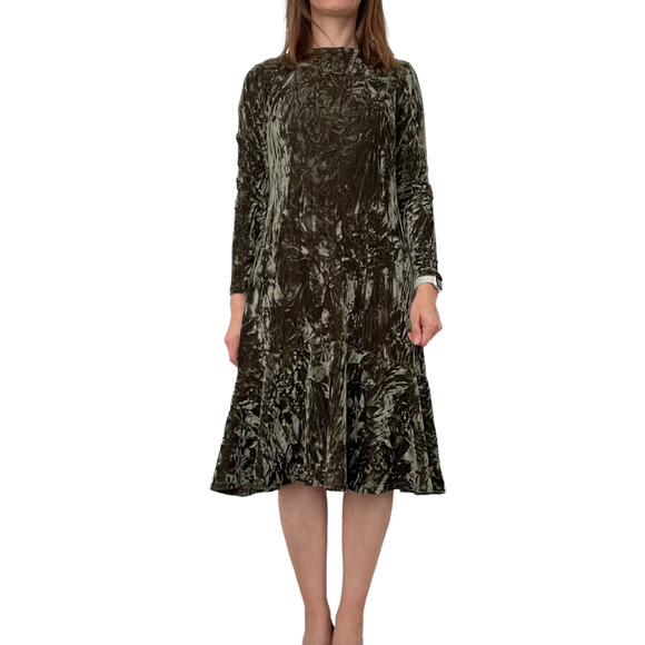 Daniella Faye Modest Green Velvet Long Sleeve Midi Dress Women Size Small - Picture 1 of 14